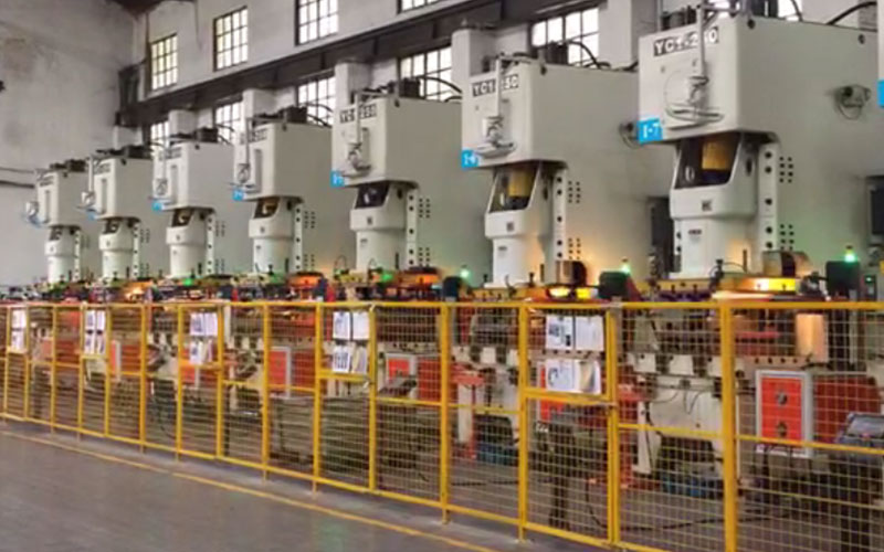 國產(chǎn)沖壓擺臂機械手廠家的未來發(fā)展方向是什么？